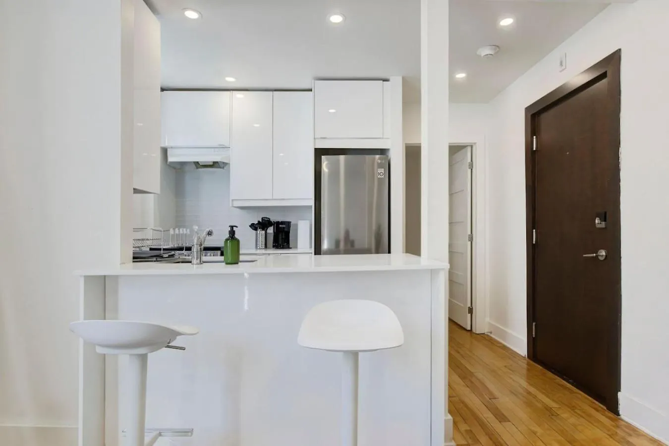Downtown Hideaway Peaceful And Trendy Zd4 Apartment Montreal